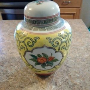 Vintage Japanese  ginger jar